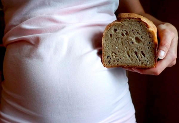 Bánh mì ngũ cốc cho phụ nữ mang thai