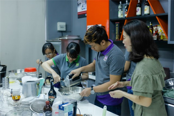 thực hành làm quen với dụng cụ