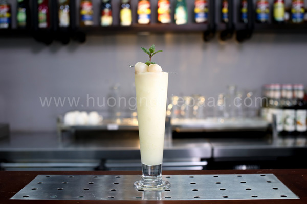 mocktail lychee freeze