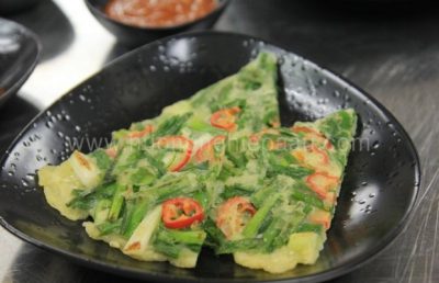Hướng dẫn làm bánh xèo hải sản Hàn Quốc