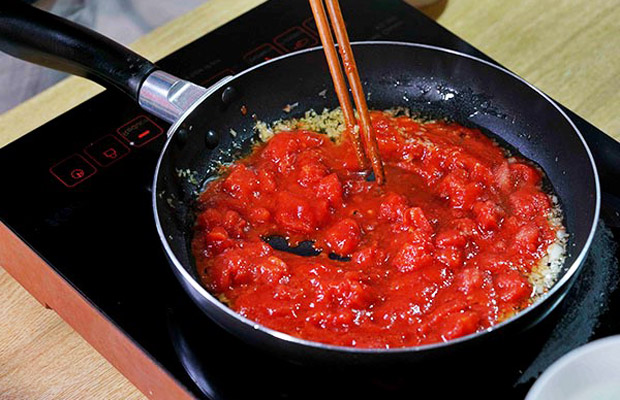 nước xốt cà chua
