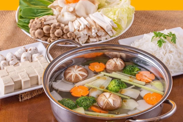Lẩu hải sản chay là gì?