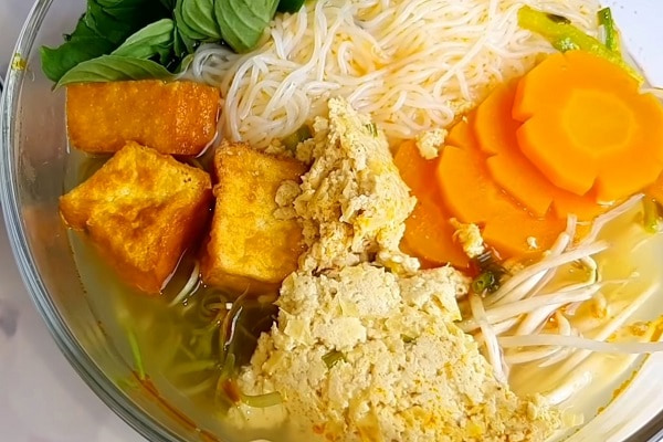 bún riêu chay không dùng sữa đậu nành