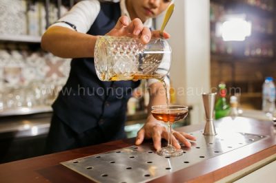 Cùng Bar Trưởng chinh phục môi trường làm việc 5 sao