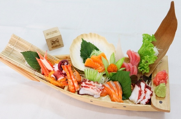 Khám phá nghệ thuật bày trí món Nhật – Sushi và Sashimi