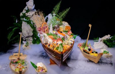 Thuyền Sushi và Sashimi: Nghệ Thuật Của Sự Bày Trí Món Nhật