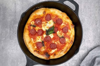 cách làm pizza bằng chảo chống dính