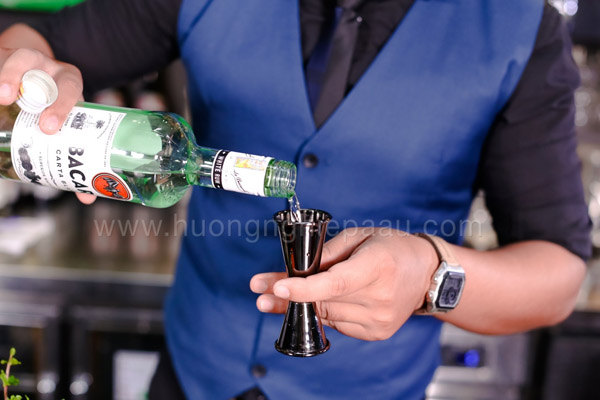 rượu rum kích vị cho mojito