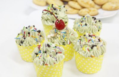 Trổ tài với cách làm bánh Cupcake đơn giản không cần lò nướng