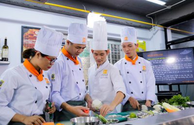 95% Học Viên Nghề Bếp Có Việc Làm Sau Khi Tốt Nghiệp