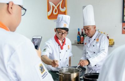 Thêm Thu Nhập Cho 4 Năm Đại Học Với Nghề Bếp