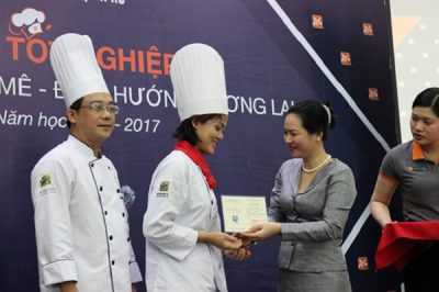 Cơ hội thăng tiến và tăng lương với chứng chỉ nghề bánh