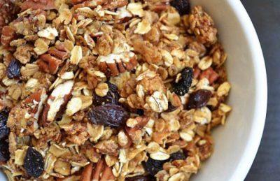 Granola là gì? Cách làm bánh granola đơn giản