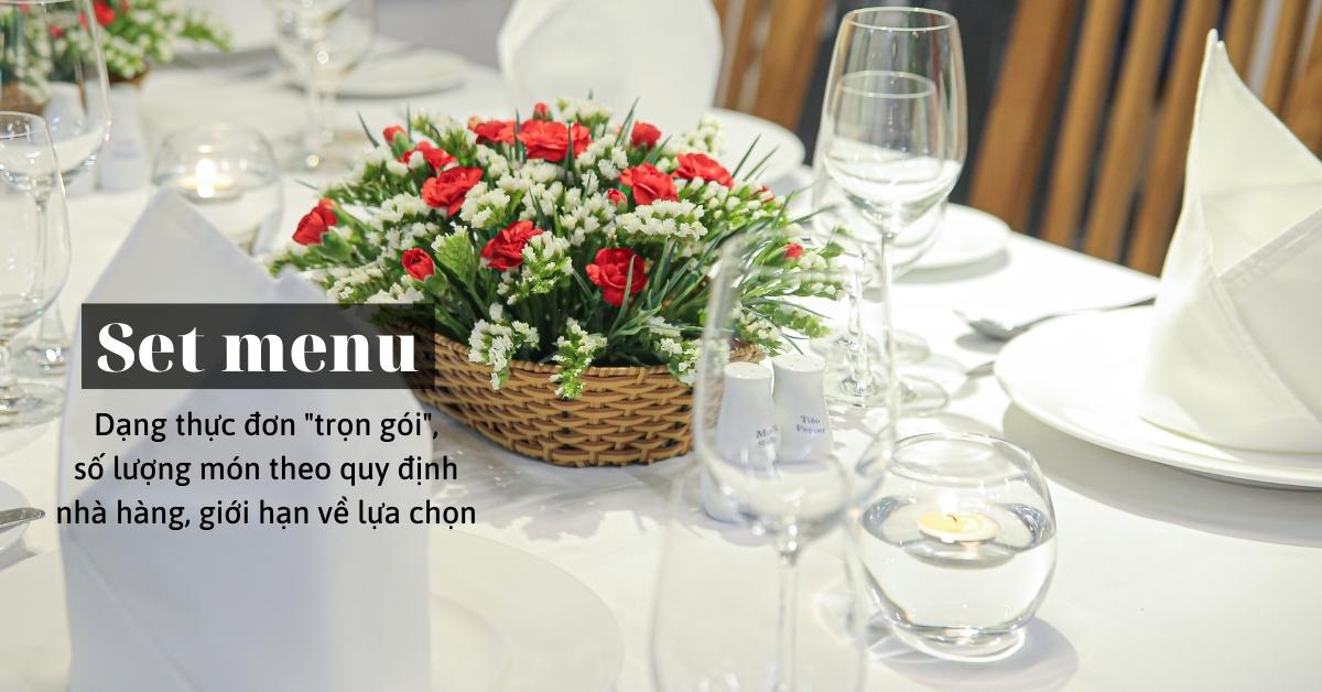 Cách sử dụng cụm từ a set of trong các văn bản tiếng Việt như thế nào?
