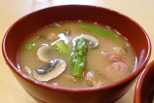 Canh miso cho bé