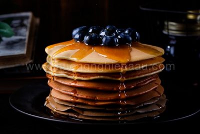 Cách làm bánh pancake cuộn sầu riêng thơm lừng