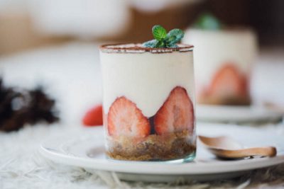 Công thức thần thánh làm bánh tiramisu dâu siêu đẹp