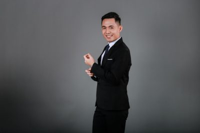 Thầy Võ Đức Trung