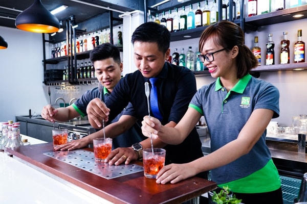 Tìm hiểu Nghiệp Vụ Pha Chế và những lợi ích mang lại