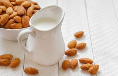 Almond Milk là gì? Những điều thú vị cần biết về Almond Milk