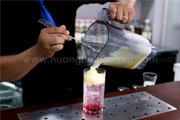 ba lớp màu mocktail