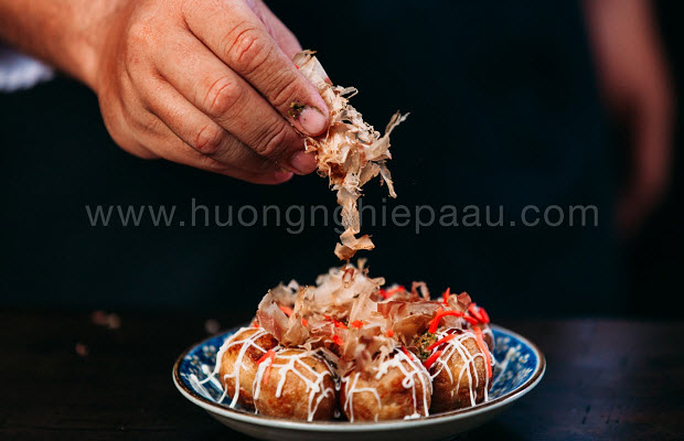 Bánh bạch tuộc takoyaki