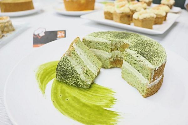 banh matcha chiffon