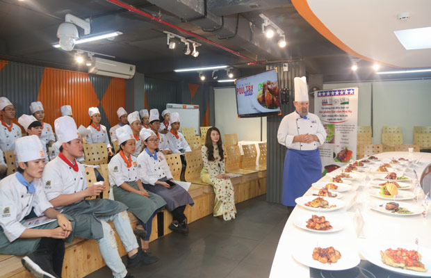 Chef nhận xét thành phẩm