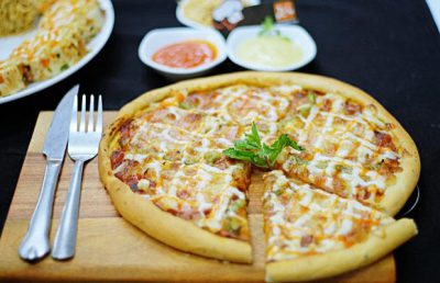 học làm bánh pizza