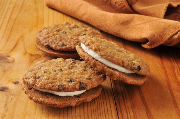 hoc lam sandwich cookie