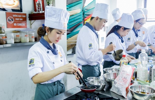 Học viên thực hành ngay tại lớp