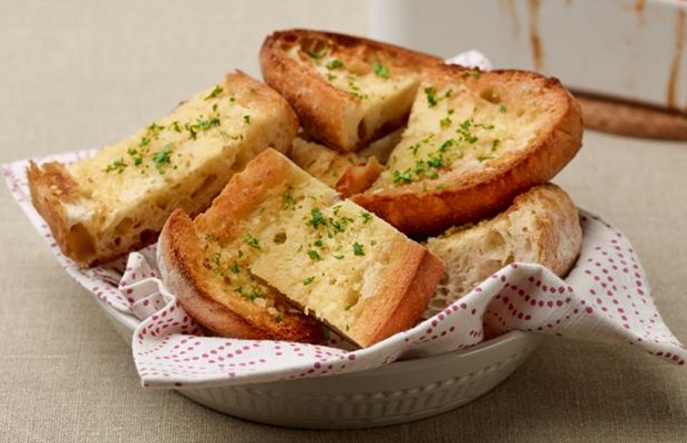 Bật Mí Các Cách Làm Bánh Mì Bơ Tỏi Siêu Đơn Giản