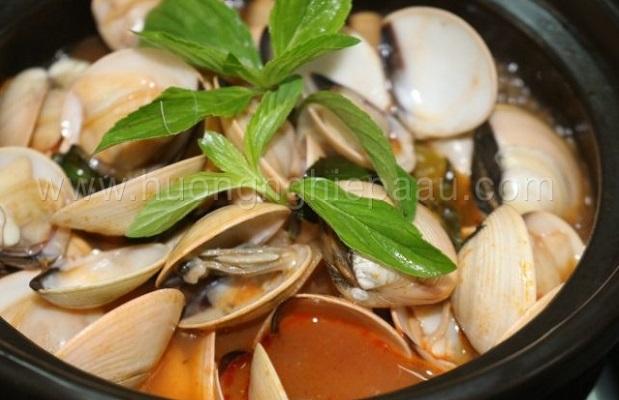 Món nghêu hấp thái chua cay 