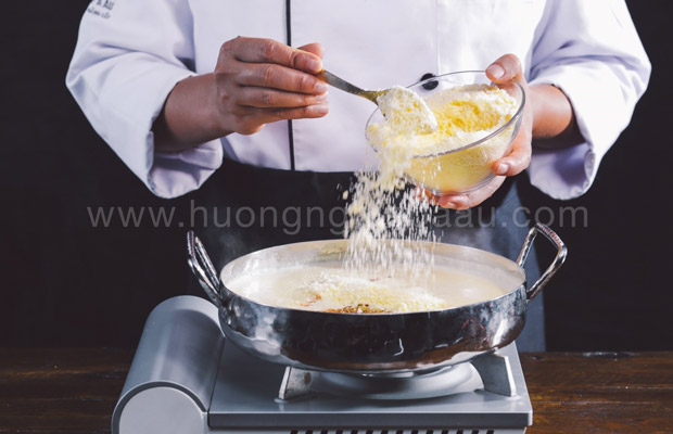 Làm xốt Bechamel