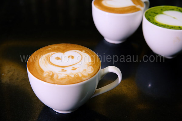 tạo hình latte nghệ thuật