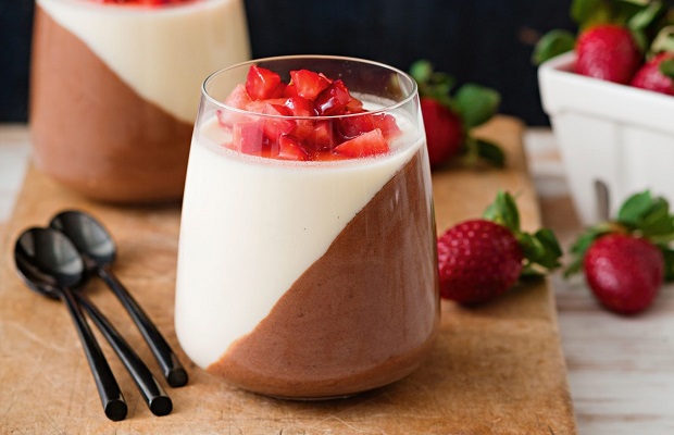 panna cotta vị dâu hay việt quất