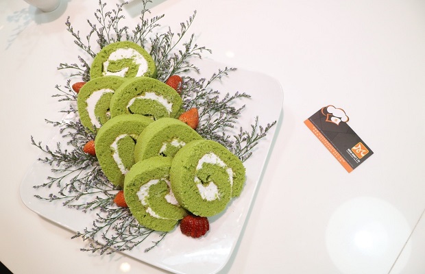 Cách làm bánh kem bông lan trà xanh matcha thơm ngon, đơn giản, dễ làm
