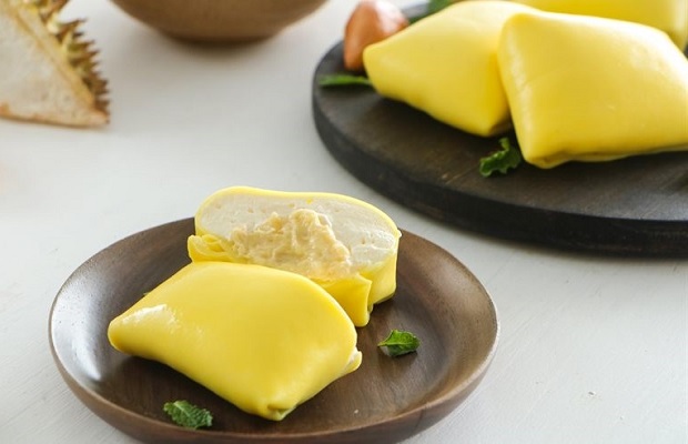 Độc đáo với cách làm bánh crepe sầu riêng thơm nức cả nhà