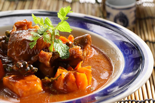 học nấu bò kho - bò hầm tiêu xanh