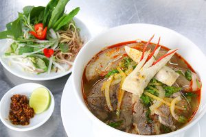 học nấu bún bò huế