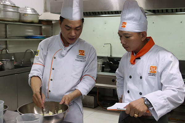 khóa học làm bò né bò lúc lắc
