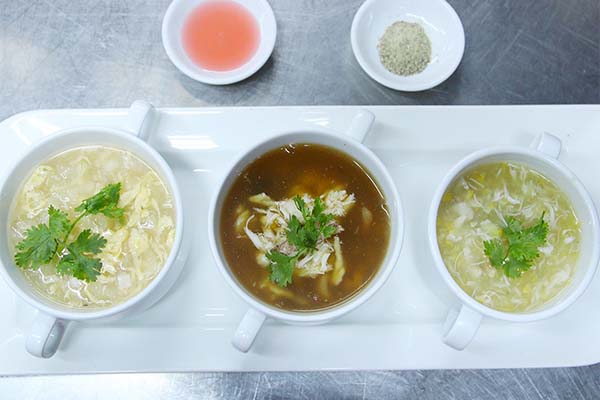 3 món súp được hướng dẫn trong buổi học