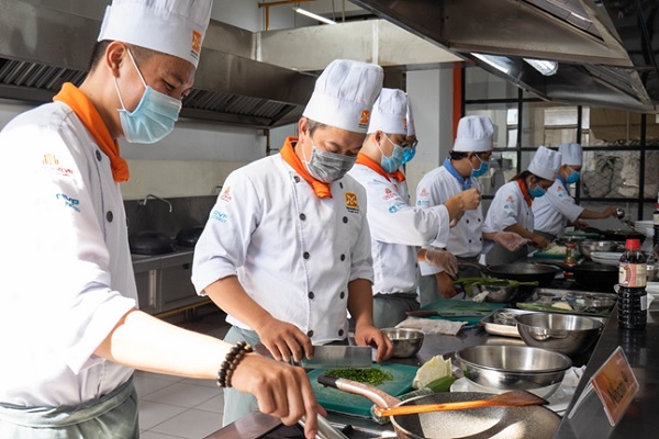 chế biến món ăn trong Cooking Contest