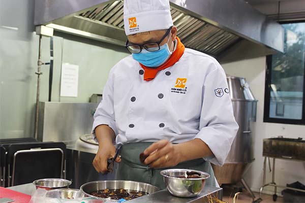 xử lý nguyên liệu