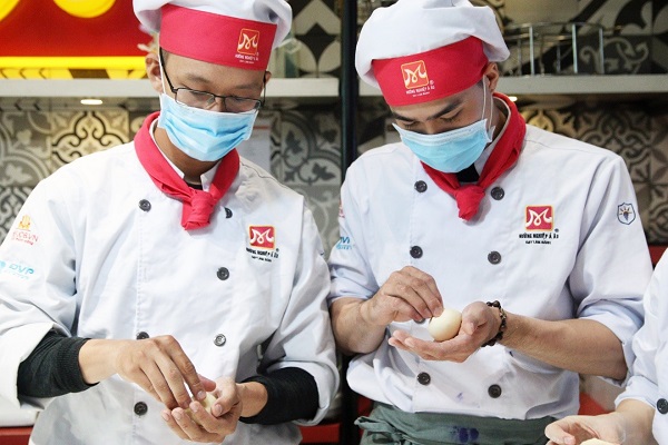 tạo hình Coconut Bread