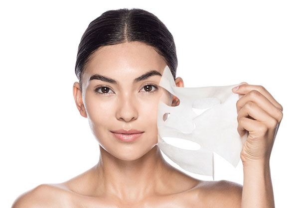 mặt nạ giấy cấp ẩm là giải pháp lý tưởng cho da khô