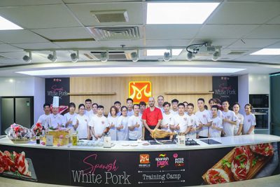 workshop spanish white pork training camp