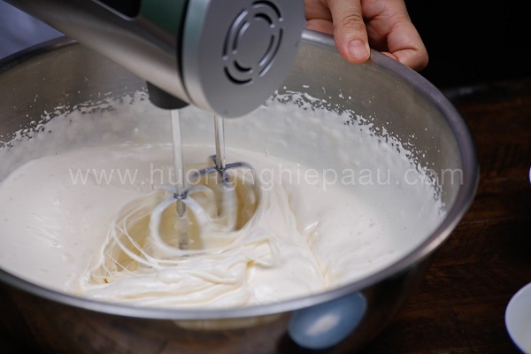 đánh bông whipping cream