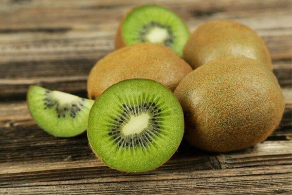kiwi là thực phẩm bổ sung vitamin c
