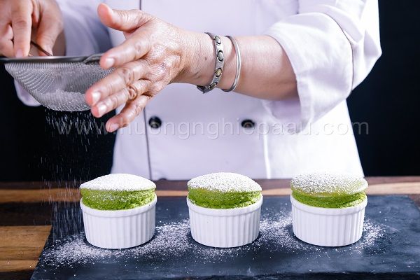 bánh matcha souffle